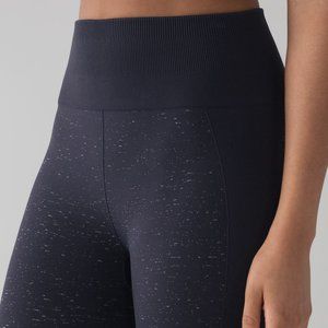 lululemon free to flow 7/8 leggings size 6